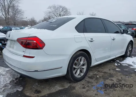 2018 Volkswagen Passat 2.0T R-Line/2.0T S from USA, damaged, VIN 1VWAA7A30JC016909